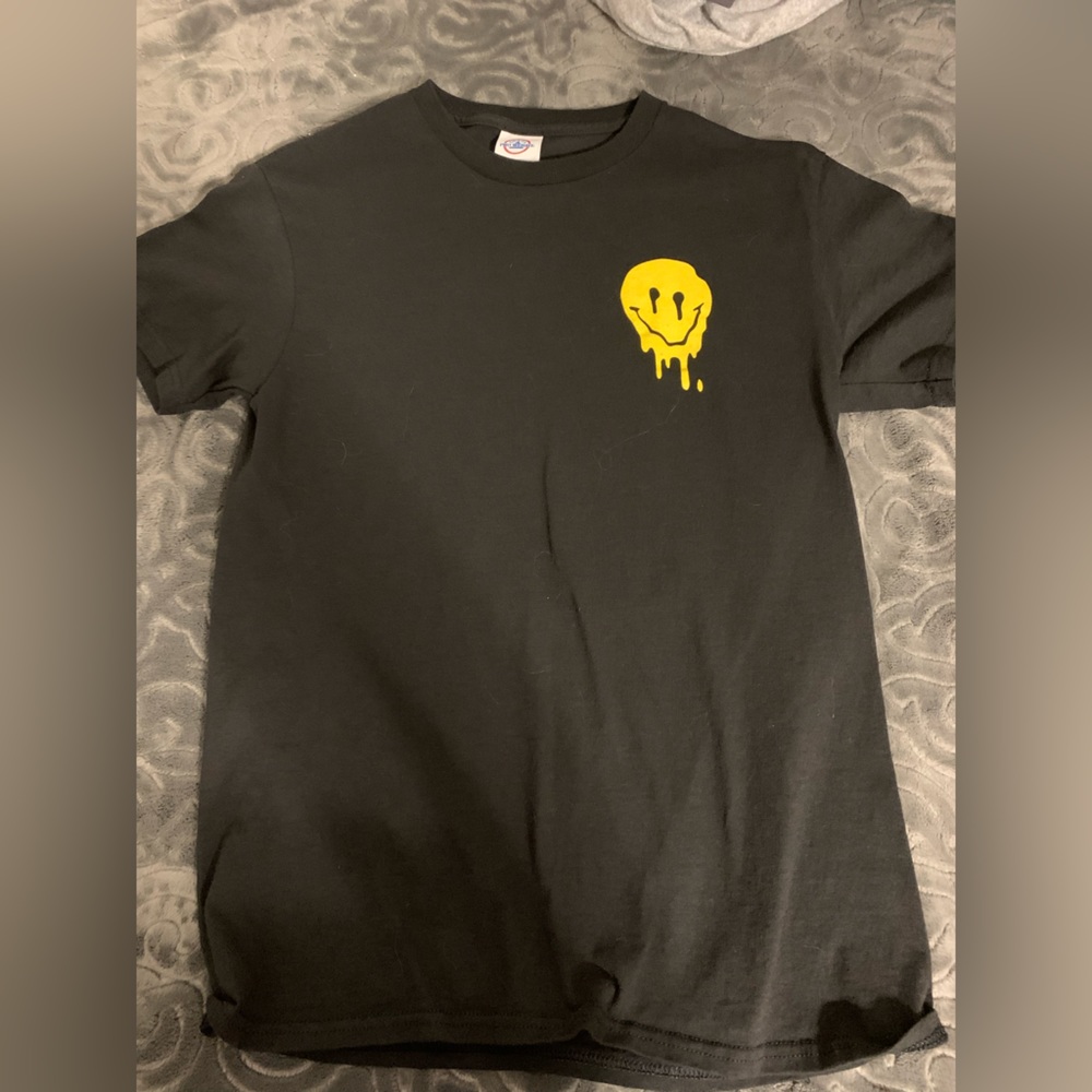 cute black shirt